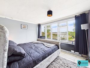 Bedroom- click for photo gallery